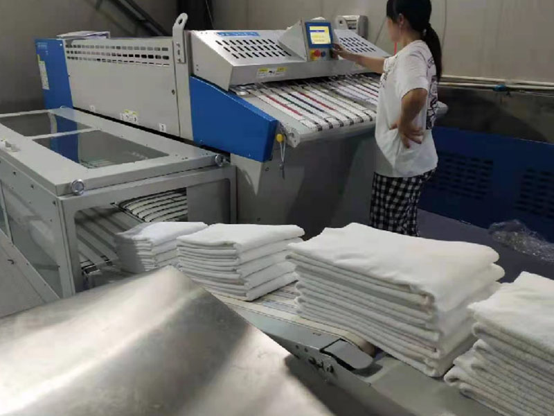 谢通门巾类折叠机-02